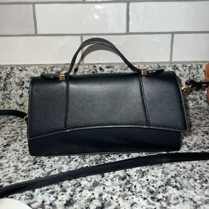 Black Crossbody
